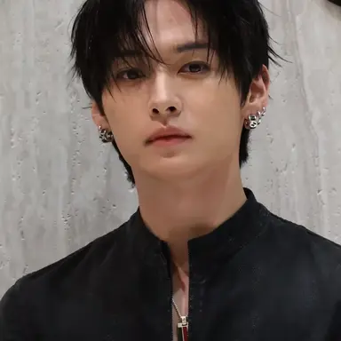 Profile image of Leeknow