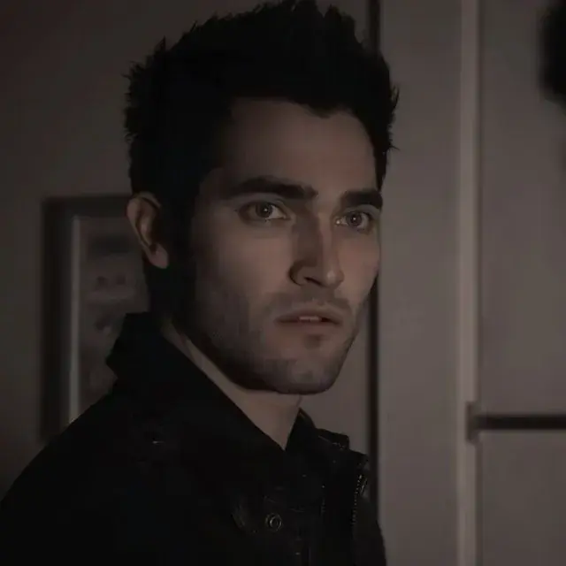CrazyCan1372의 Derek Hale