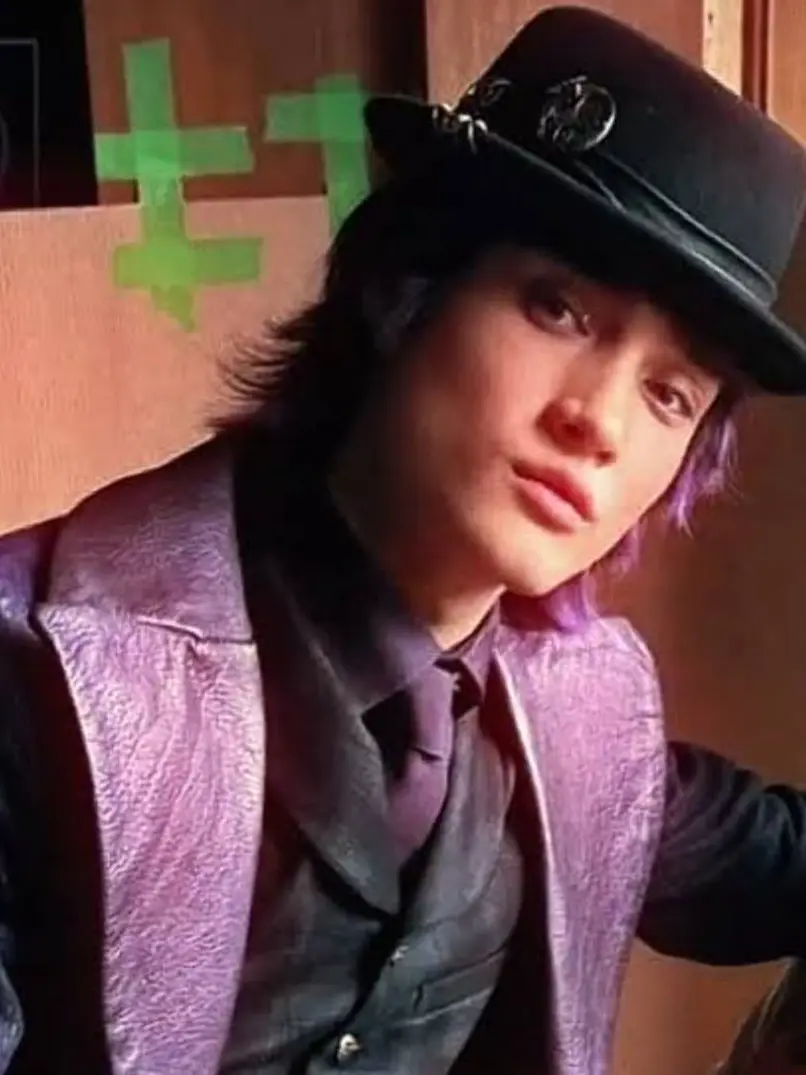 CH33Z3BURG3R의 Max Hatter