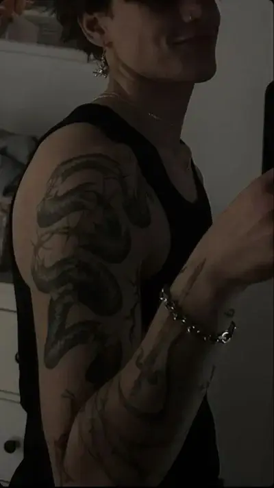 WarmSwine3148의 DARK ROMANCE com Caio