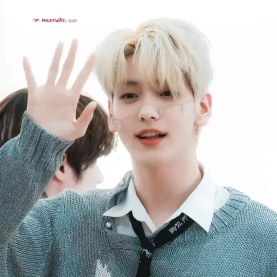 SwiftCamel4209의 최수빈
