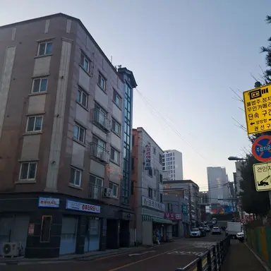 Profile image of 이 리 우