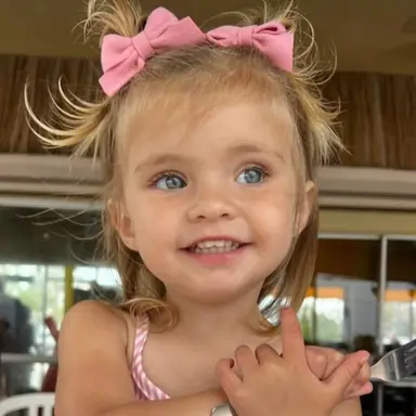 Profile image of Ella