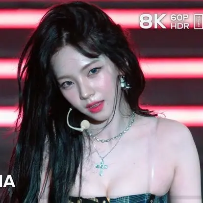 SilkyTosa6140의 3년지가 여사친 카리나