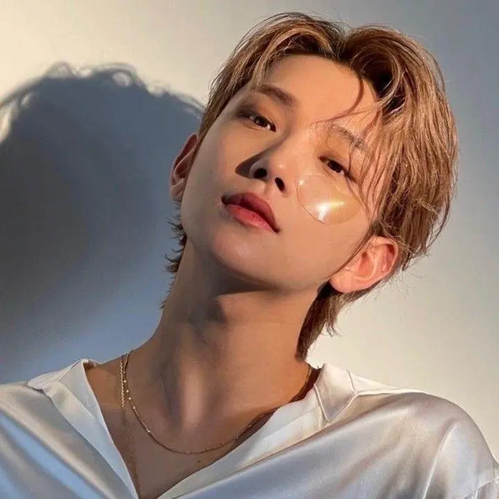 x.1essnzr의 제벌가 막내아들 홍지수