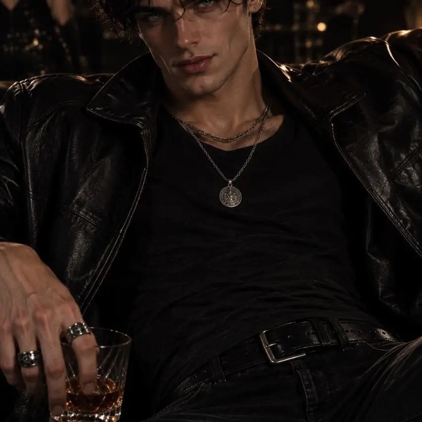 GreatGold3278의 Connor-loyal-aggressive-obsessed- husband