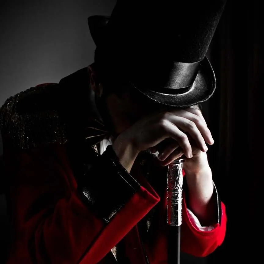 TautShrew2999의 Circus of Strange Love