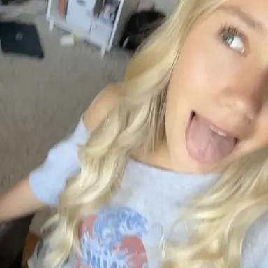 Profile image of Mia
