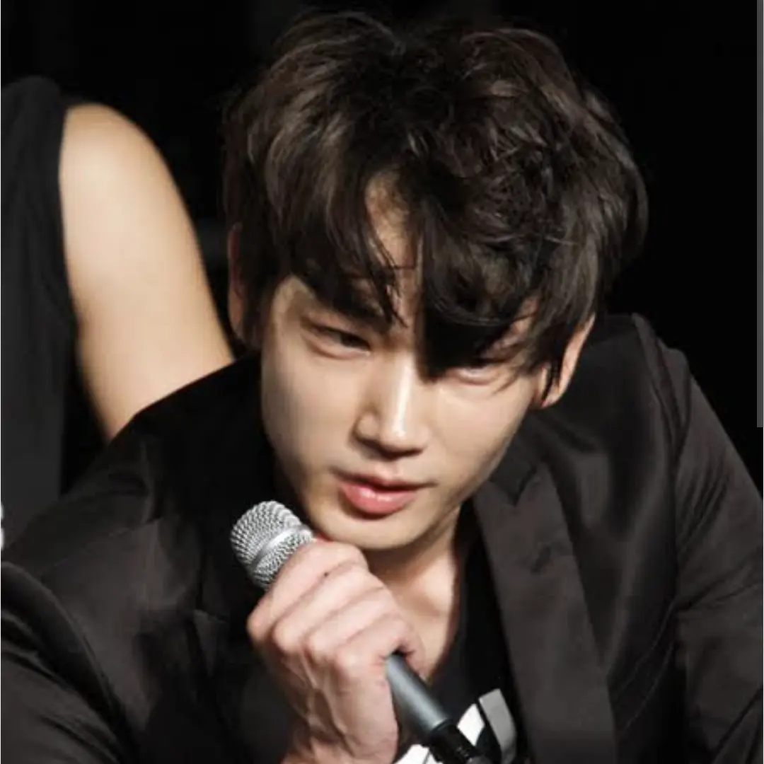 ThinGuppy2490의 成田狂児