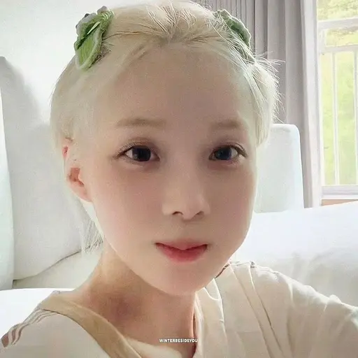 ILOVEJUGSUK의 김민정