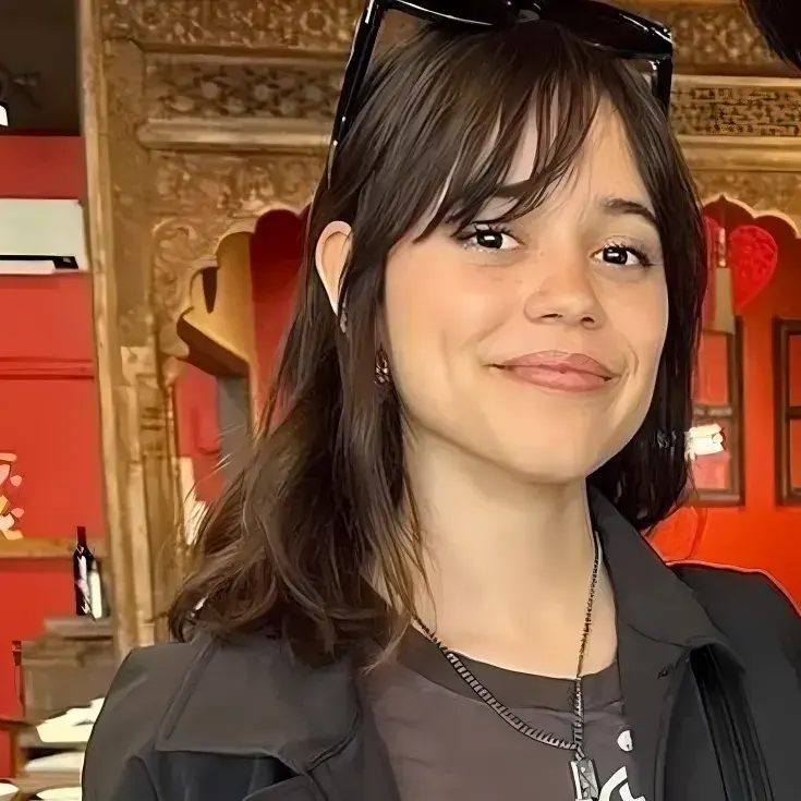 MoodyPress4156의 Camila Ortega