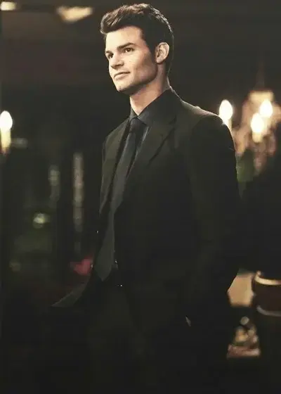 SadBeads5627의 Elijah Mikaelson