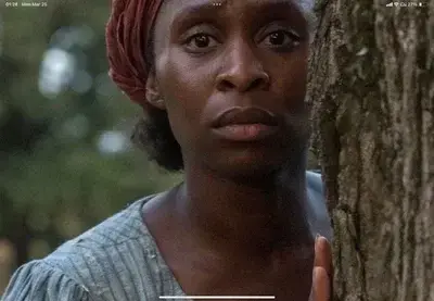 SourSign8559의 Delia Freeman