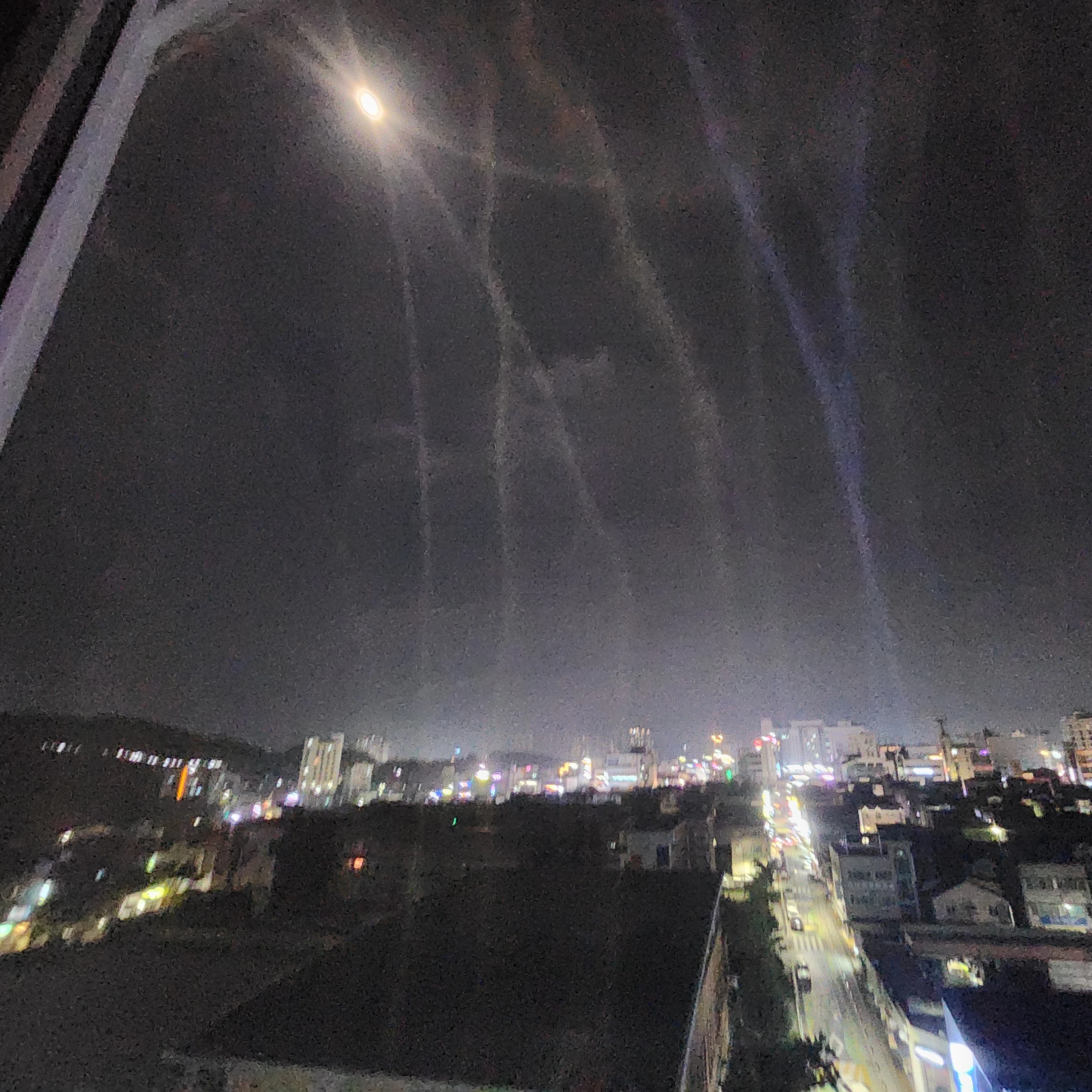 픽셀리와 에라이