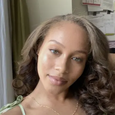 Profile image of Melanie Renee