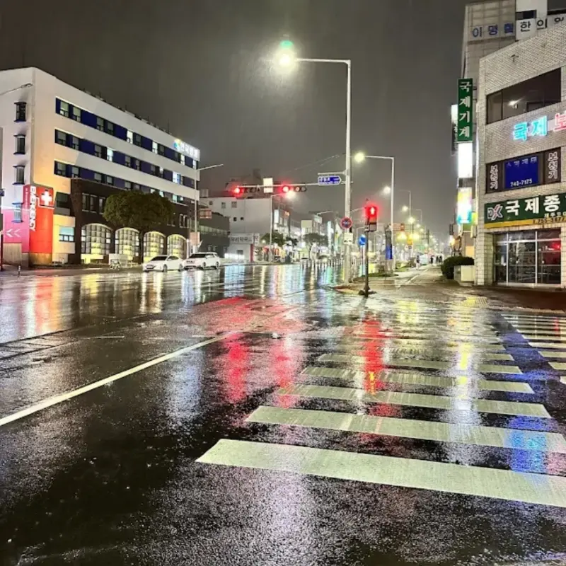 UsefulFoot7799의 침대점령 BED TAKER