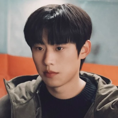 김지웅