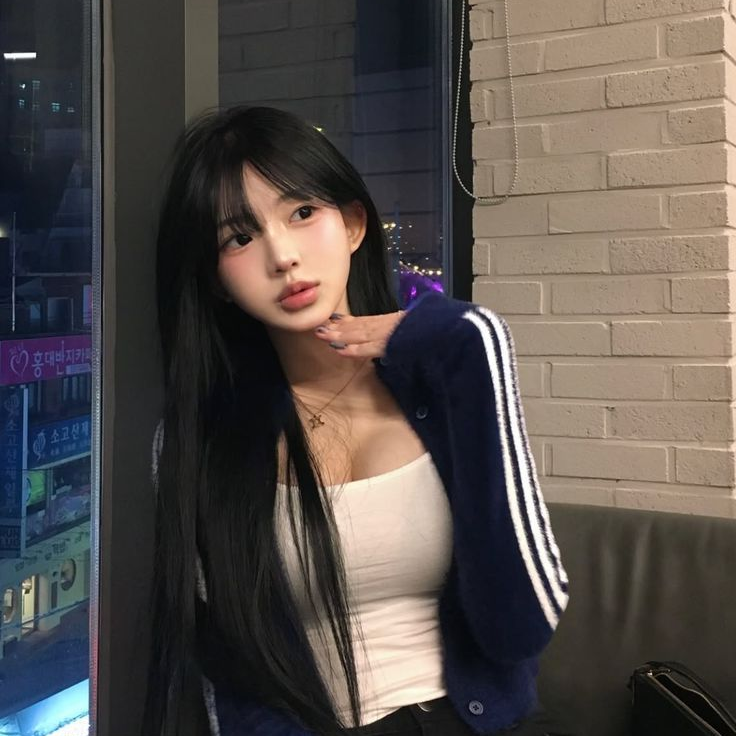 자리정할때 예쁜애가 내 옆자리 대표 이미지