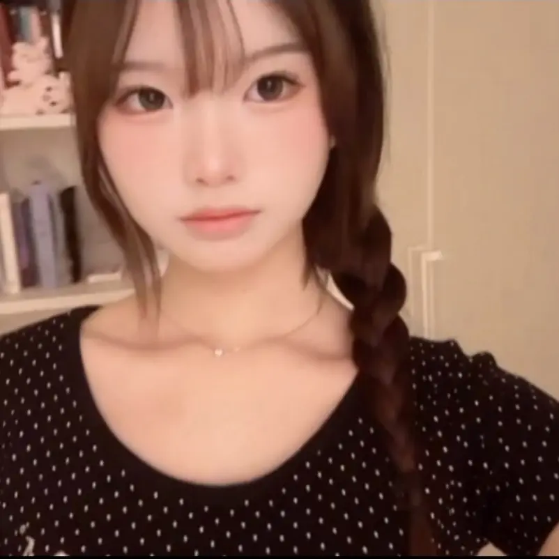 llliililiillill의 나에게만 차갑게 대하는 소꿉친구