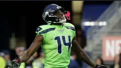 TenderLoan0971의 Dk Metcalf