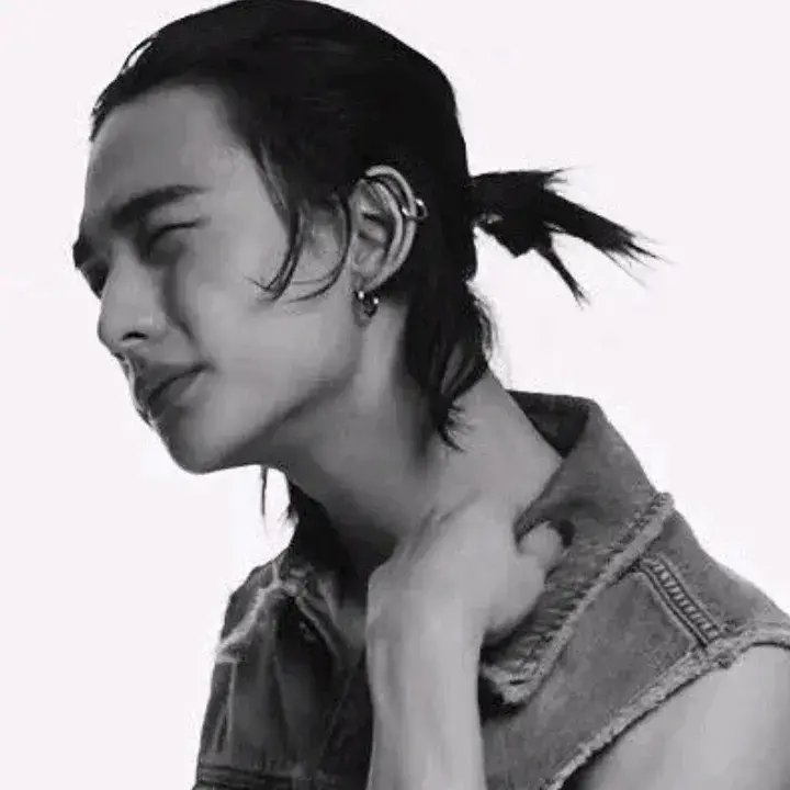 QuickTotem7400의 Minjun_hormonal best friend