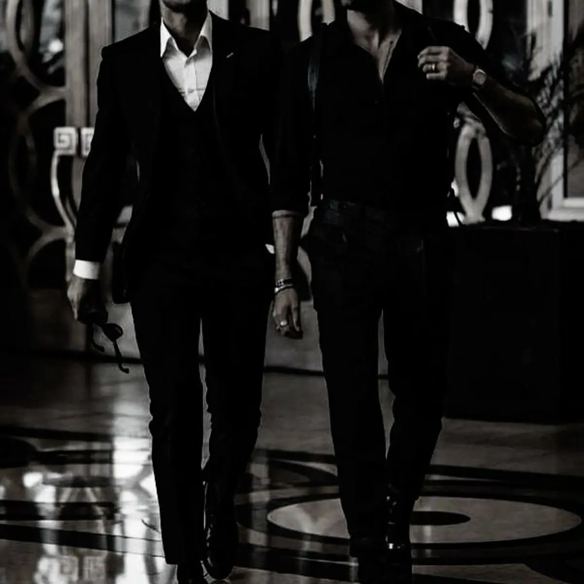 BroadRings5234의 Their Assistant