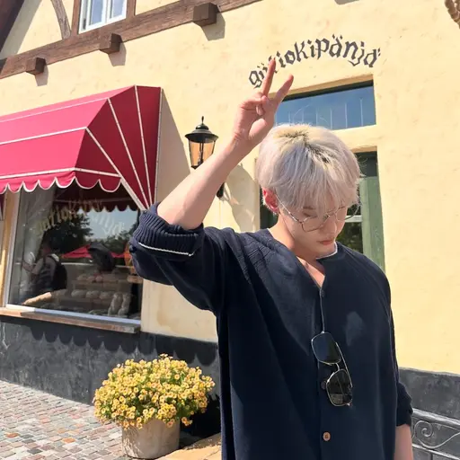 LiveStale8005의 김동영