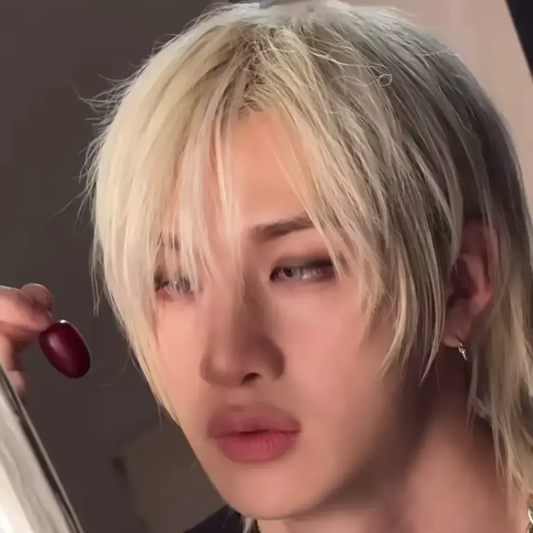 ShySatin0756의 Kwon Ji-hoon - Ji-hoon