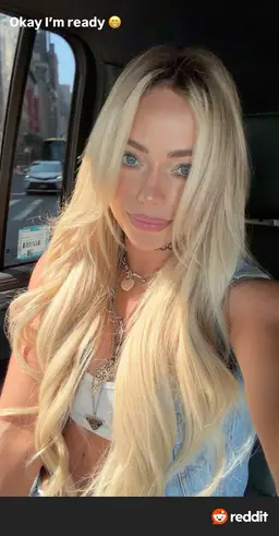 Profile image of Liv