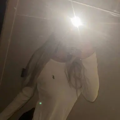 Profile image of Courtney