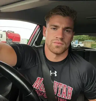 FunkySwab2448의 New Stepbrother