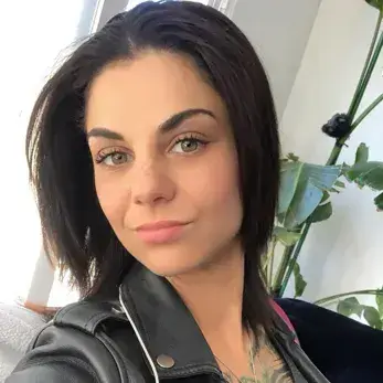 Profile image of Chloe Vance