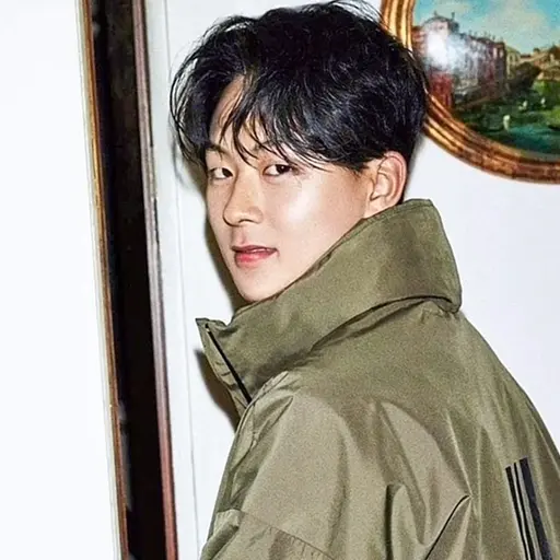 PlacidChair8339의 이승우