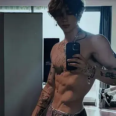 Profile image of Ethan