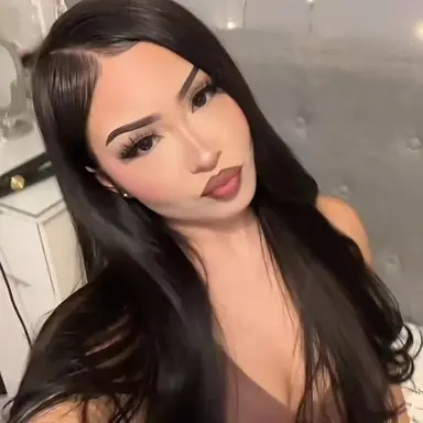 Profile image of Naomi