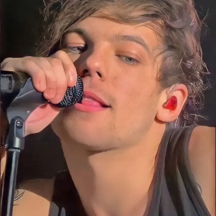 NeedyPan9950의 Louis Tomlinson