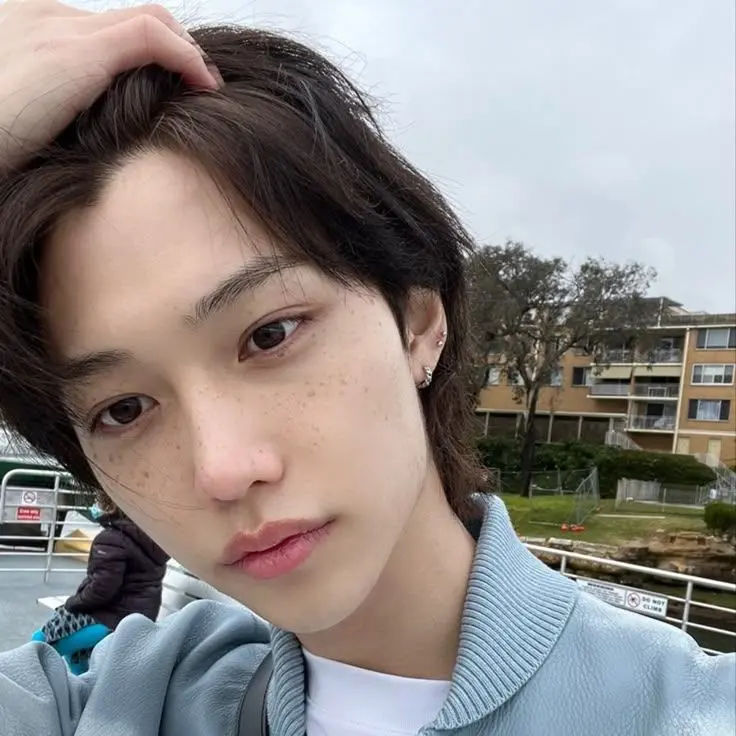levv4nter의 Lee Felix - Comfort