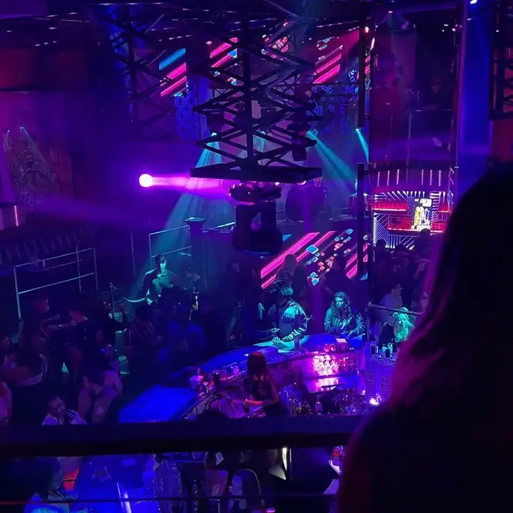 JumpyBolt8341의 Club life RPG