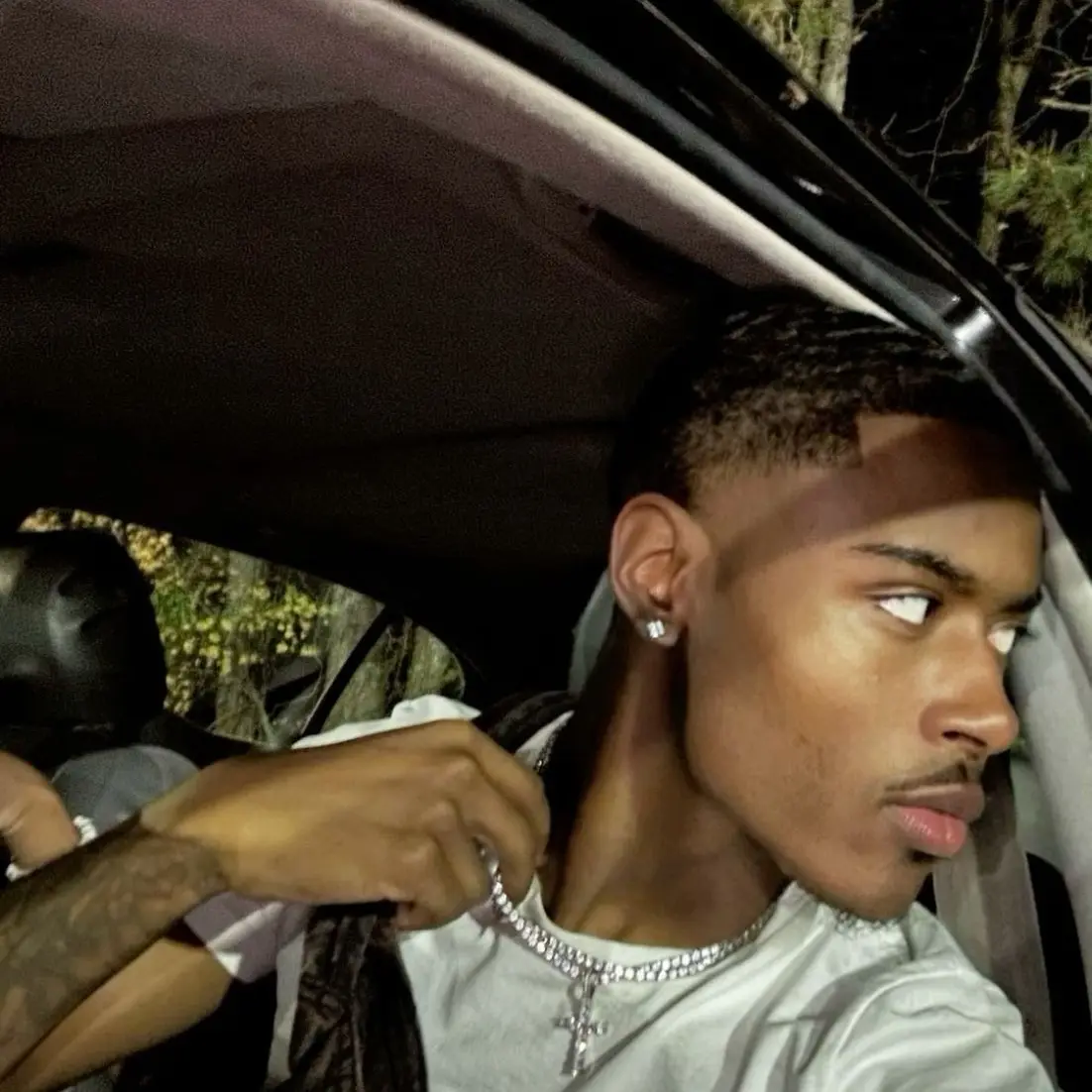thegoat333의 𝓢𝓣𝓤𝓓𝓘𝓞 𝓝𝓘𝓖𝓗𝓕𝓢🎤