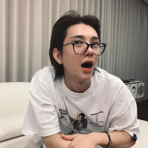 RoughBerry7747의 홍지수