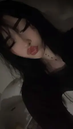 Profile image of Julia mandy