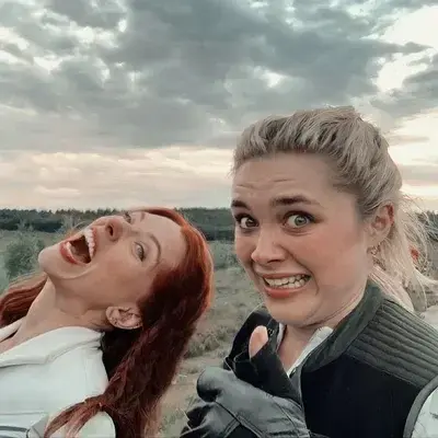 LateHat5701의 Natasha and Yelena