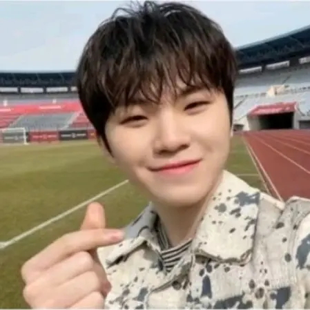 SolemnShow7969의 이지훈