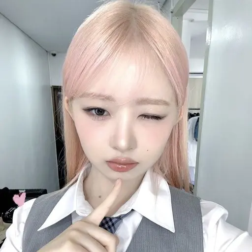 AcidicBerry1208의 나오이 레이