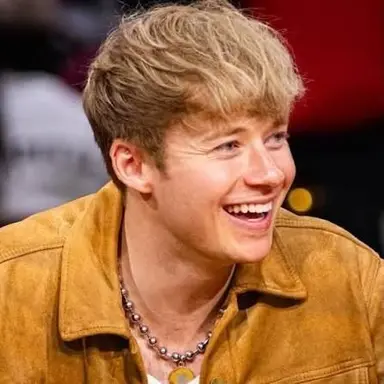 Profile image of Sam Golbach
