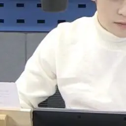 onyourm_ark_lee의 -