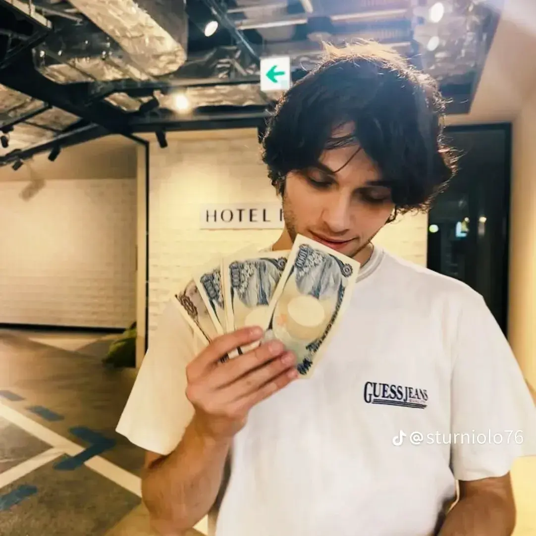 VioletEel8153의 Christopher Owen sturniolo