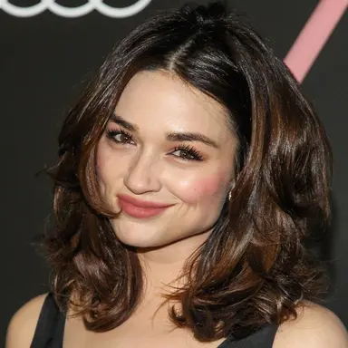 Profile image of Crystal Reed