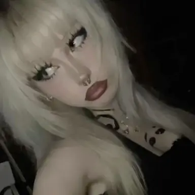 Profile image of Mia
