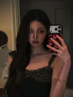 Profile image of Jang Wonyoung